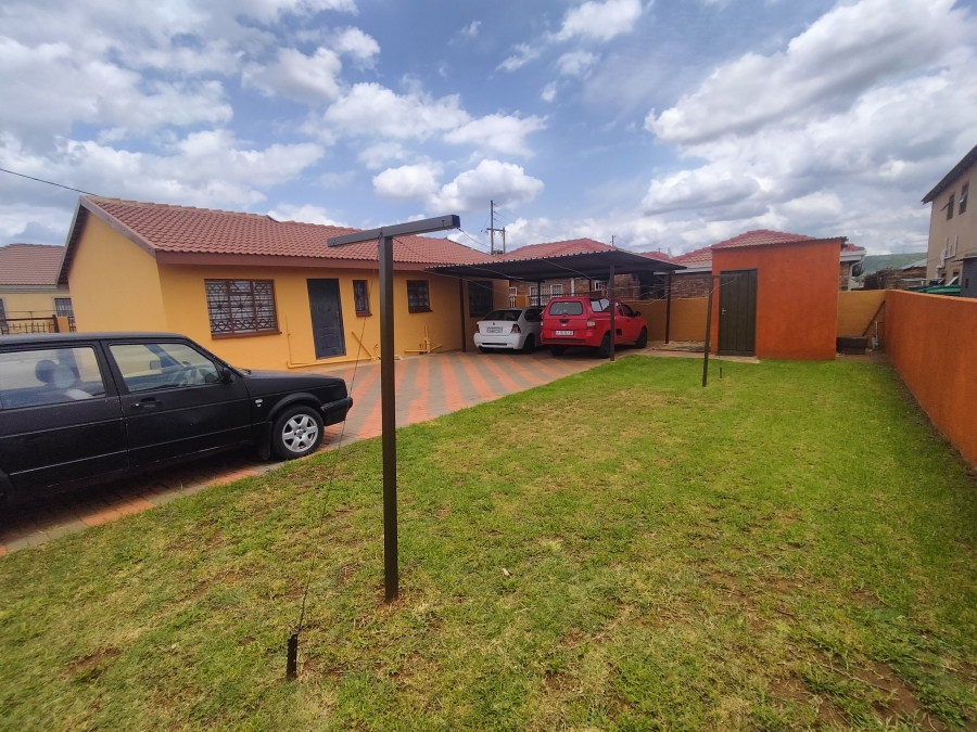 3 Bedroom Property for Sale in Ikageng North West